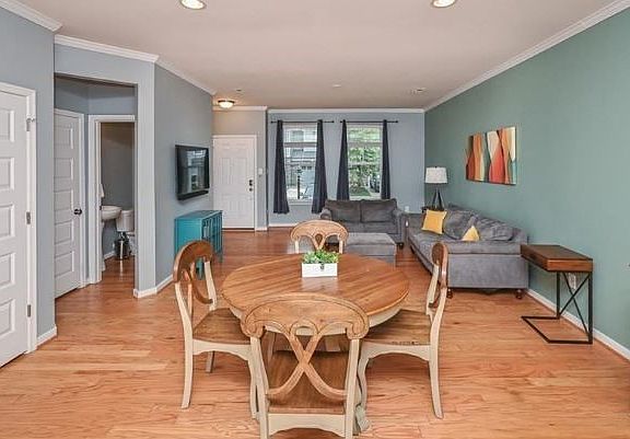 4th image of 8013 Rutland Village Dr #8013