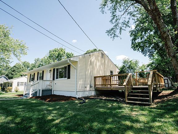 3rd image of 8303 Keeler St