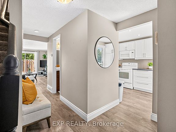 3rd image of 242 Lakeport Rd #32