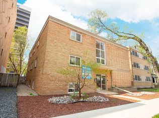 16 Edmonton St #304, Winnipeg, MB R3C1P7