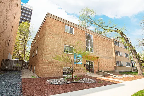 16 Edmonton St #301 Photo 1
