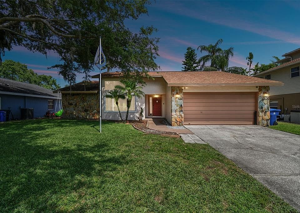 1st image of 2424 W MARTHA LANE