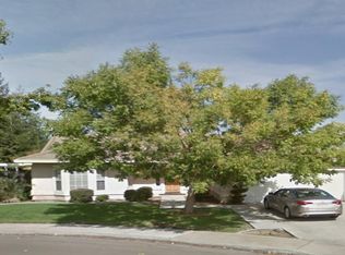 325 Riviera Way, Turlock, CA 95382