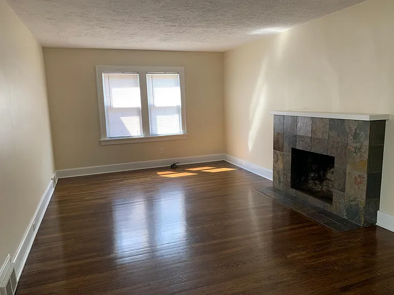 2228 S Taylor Rd — Photo 16