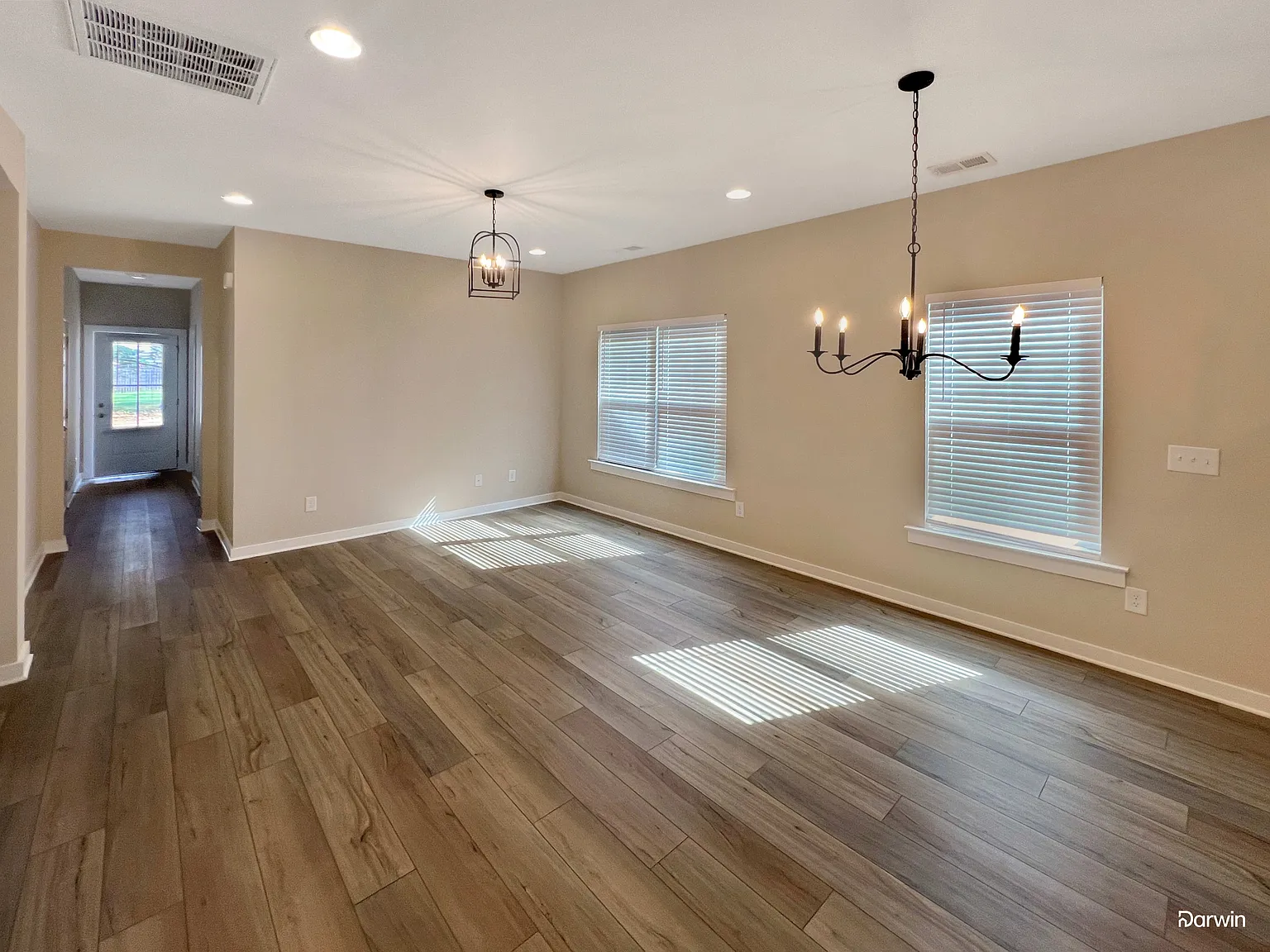 4 bed, 2.0 bath, 1238 sqft, $1,665 — Photo 3