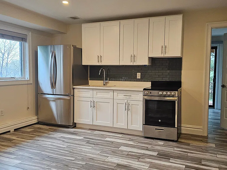 531 Roff Ave #A — Photo 28