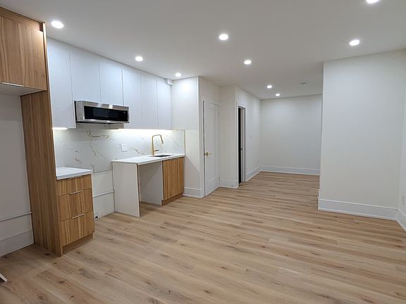 2nd image of 22 Medina Pl