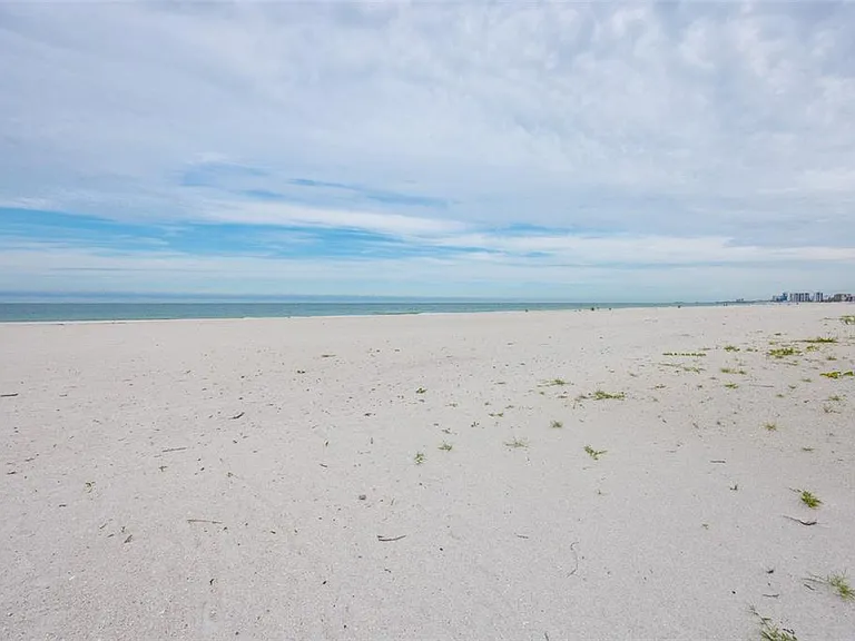 1400 Gulf Blvd #704 — Photo 31