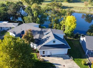 155 Paradise Ln, Roseburg, OR 97471