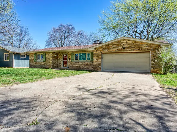 3102 S Dayton Avenue, Springfield, MO 65807