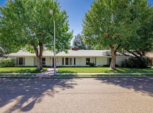 2705 College Dr, Victoria, TX 77901
