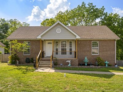 1004 Woodbrier Ln, Greenbrier, TN, 37073