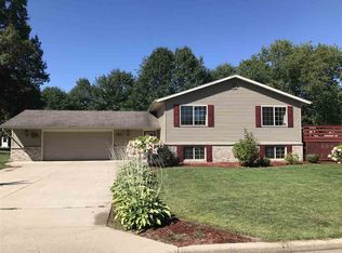 905 16th St, Mosinee, WI 54455