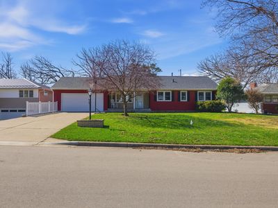 2095 Fairways Ln, Roseville, MN, 55113