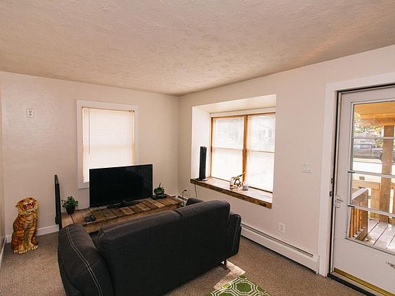 5th image of 174 Dilworth St