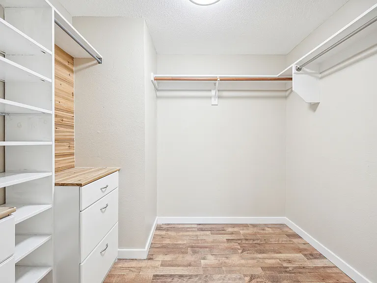 1001 Margaret Dr — Photo 17