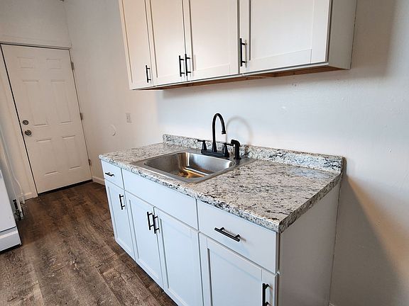 3rd image of 4600 Friendship Ave #4602-1