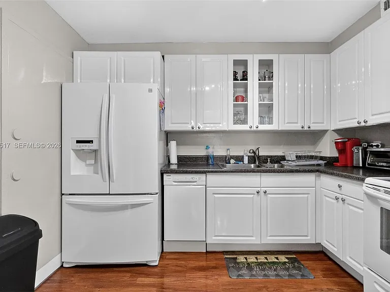 401 Golden Isles Dr #208 — Photo 10
