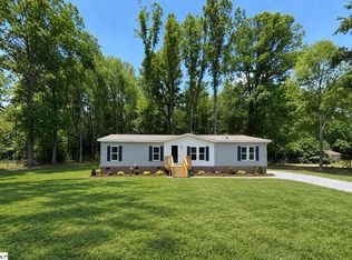 67 Carroll Dr, Laurens, SC 29360