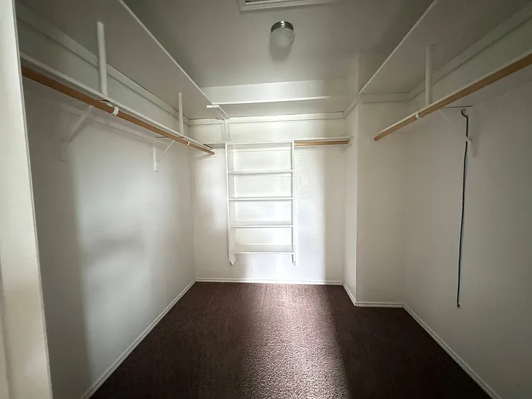 813 Draco Dr — Photo 15