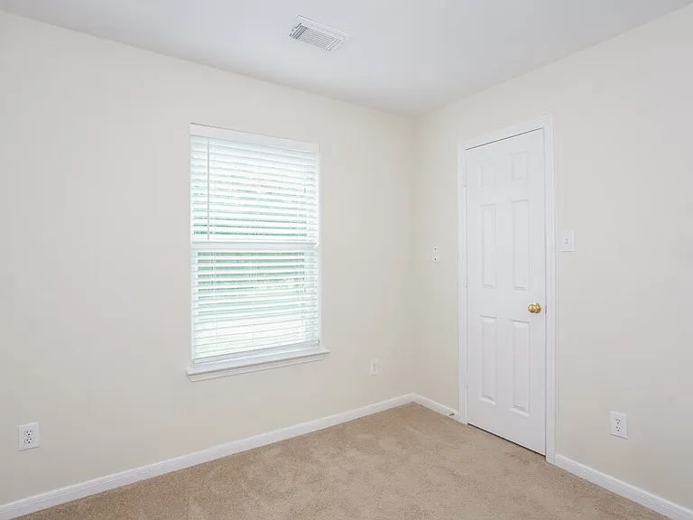 1907 Doliver Cir — Photo 12