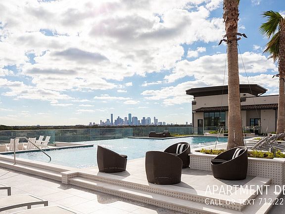 4th image of 1443 Dorothy St #271