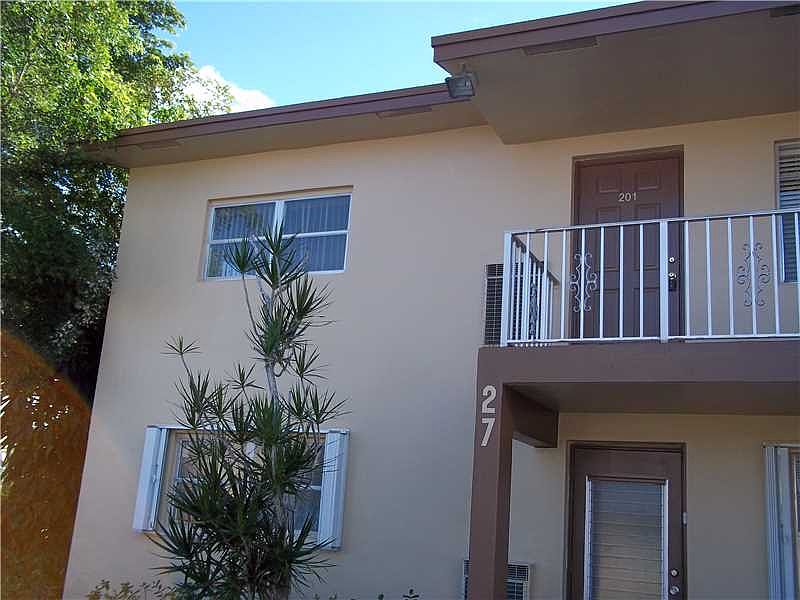 1st image of 7600 NW 5th Pl APT 201
