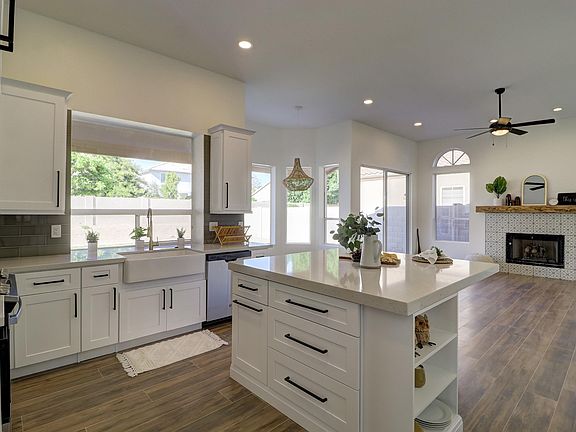 3rd image of 5402 E Angela Dr