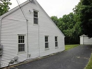 3rd image of 548 Dennison Dr