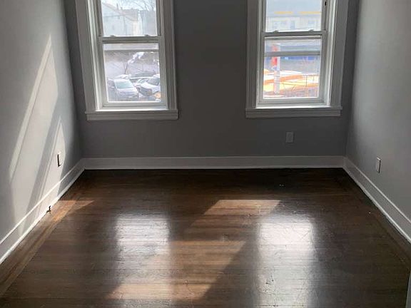 5th image of 307 Park Ave #1B