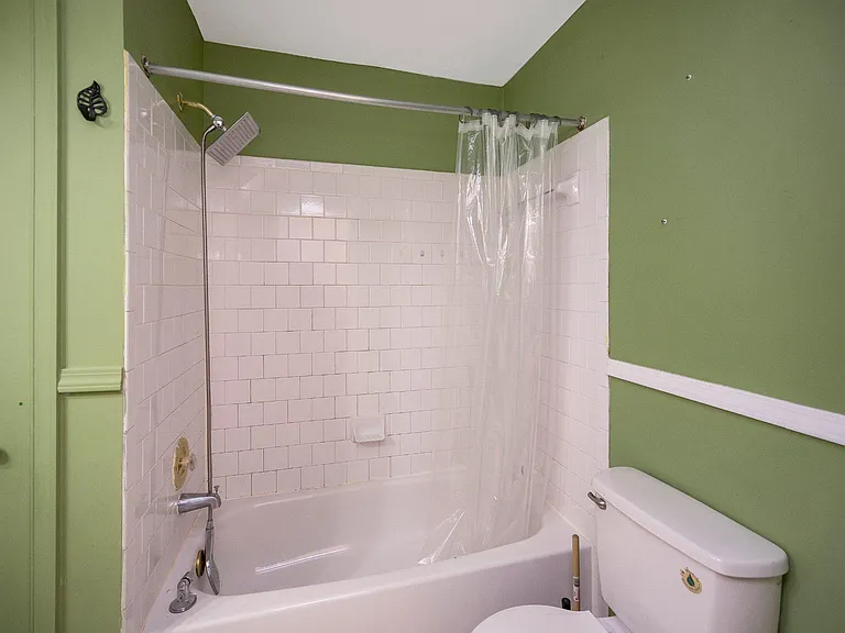 102 Picadilly Ln #203 — Photo 17