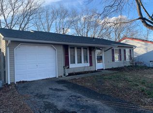 9 Sloop Ct, Barnegat, NJ 08005