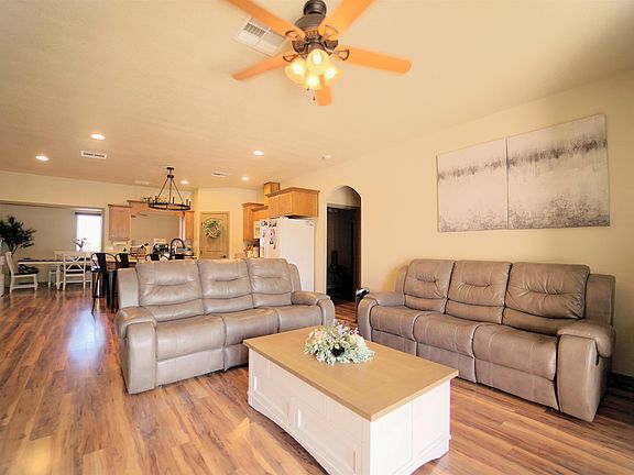 4th image of 27364 Sage Ave