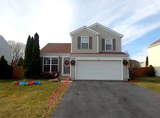 907 Meadowsedge Ln, Joliet, IL 60436