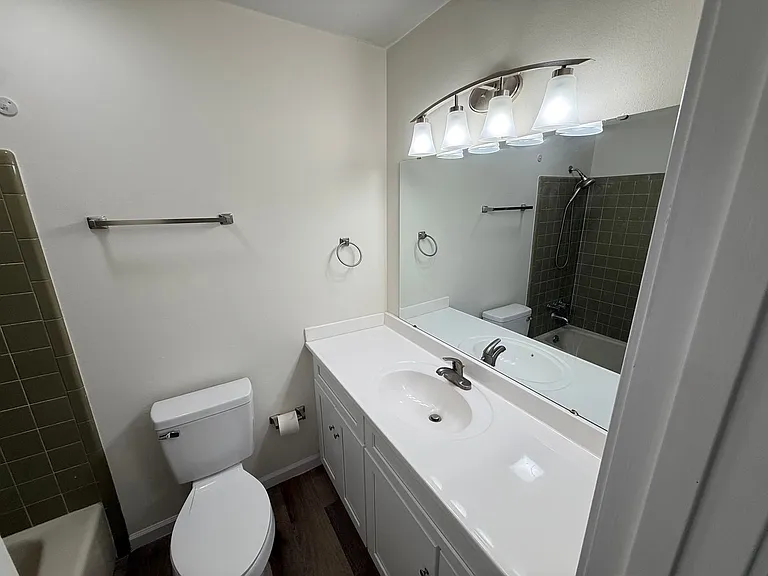503 Virginia St — Photo 23