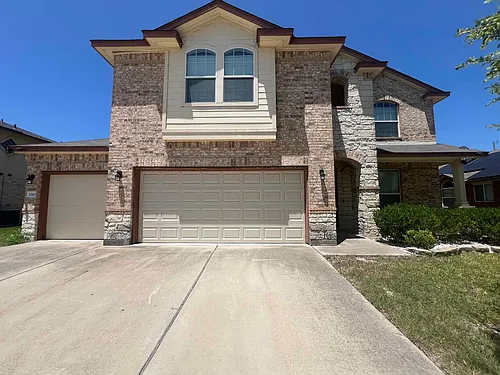 2303 Scott Dr Photo 1