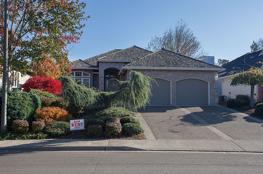 1st image of 16090 NW Birdie Ln