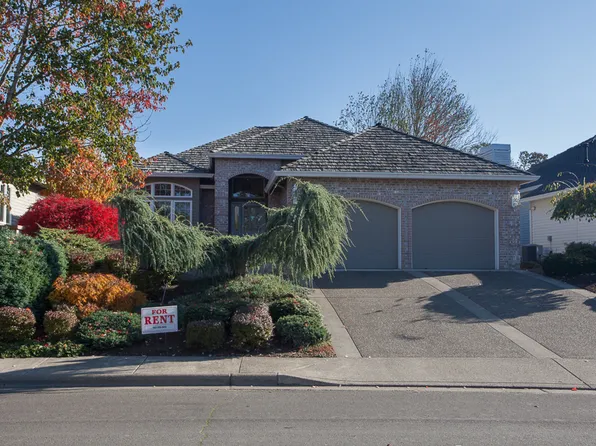 16090 NW Birdie Ln, Portland, OR 97229
