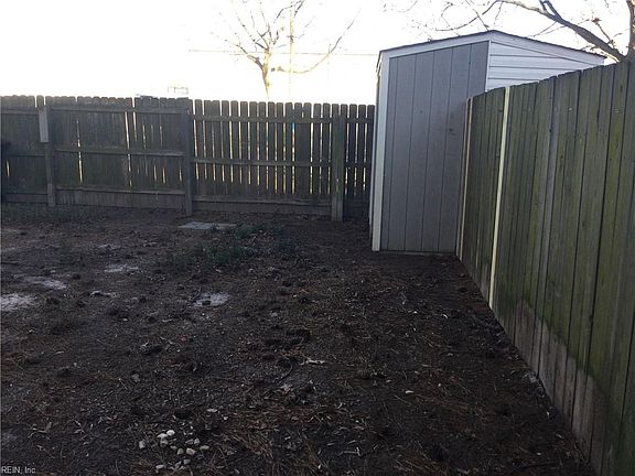 2nd image of 724 Glenshire Dr