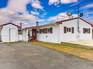 15 Lake Huron Dr, Little Egg Harbor, NJ