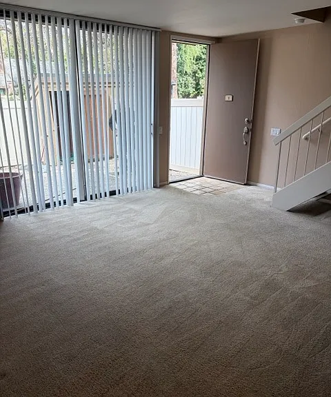 536 Woodside Oaks #1 — Photo 3