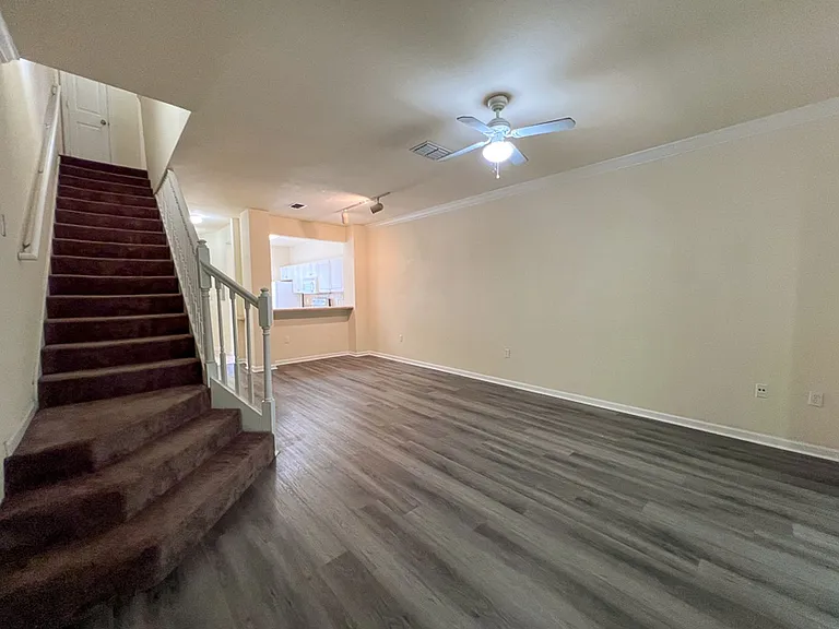 4886 NW 46th Pl #106 — Photo 29