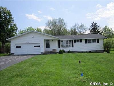 1st image of 4640 Brookhill Dr N