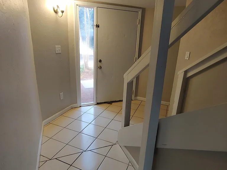 3693 Donovan Dr #B — Photo 7