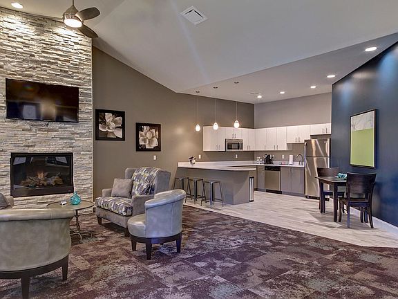 4th image of 1430 Clearbrooke Dr #1657424