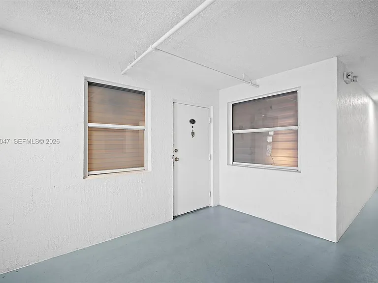2575 SW 27th Ave #304 — Photo 15