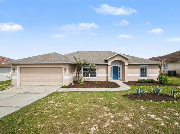 1011 Bluegrass Dr, Groveland, FL 34736