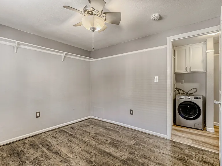 1419 Detroit St #15 — Photo 9