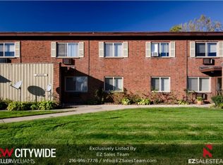 22122 River Oaks Dr APT 5C, Rocky River, OH