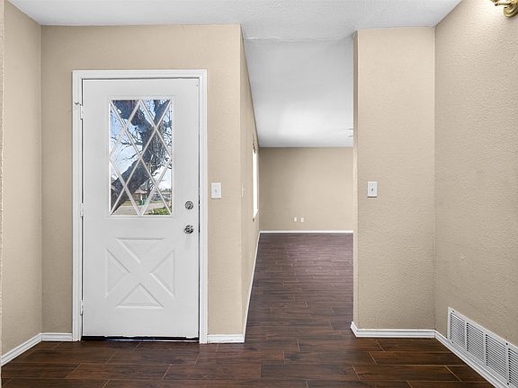 5th image of 1308 Raborn St